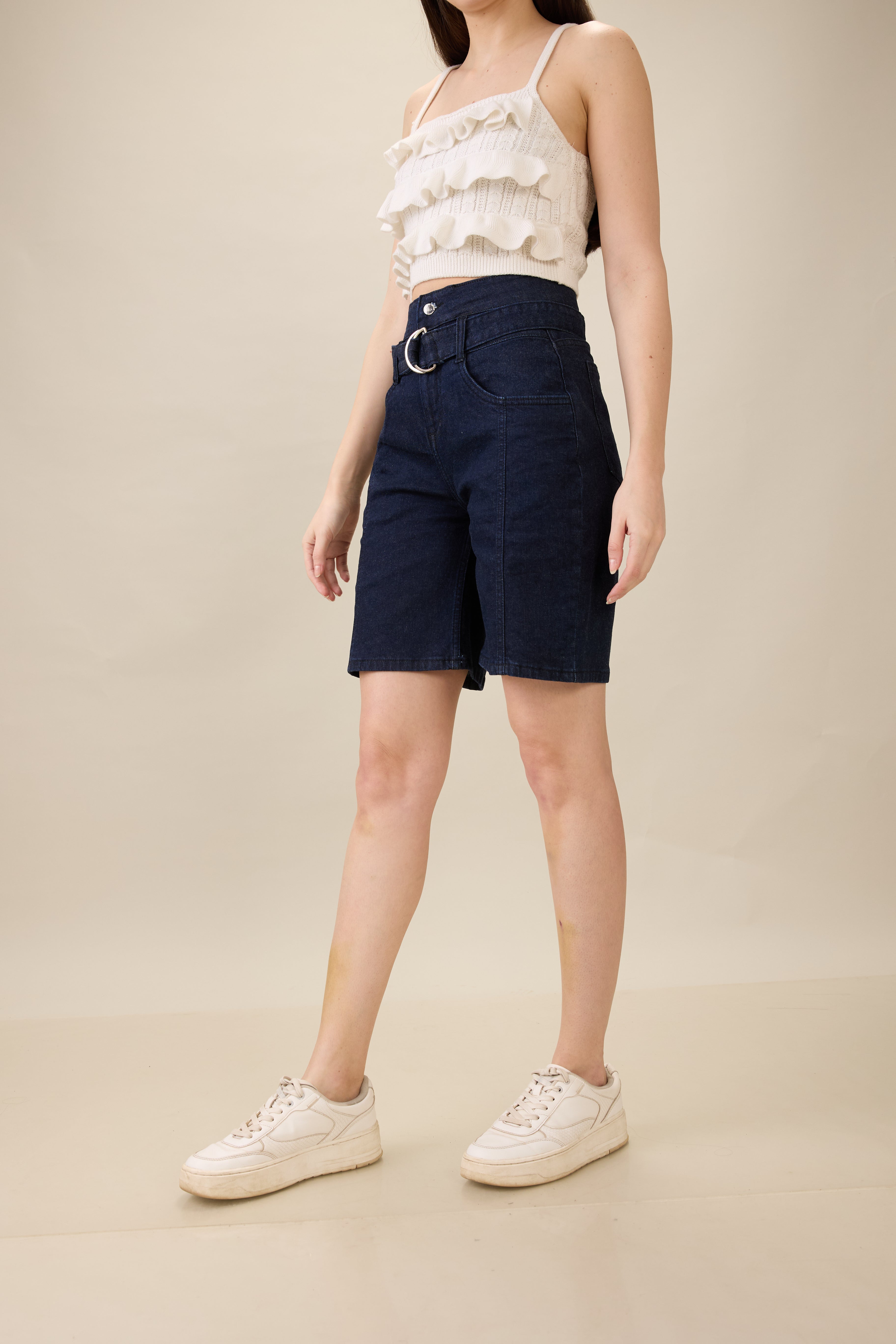 Belted Muse Bermudas