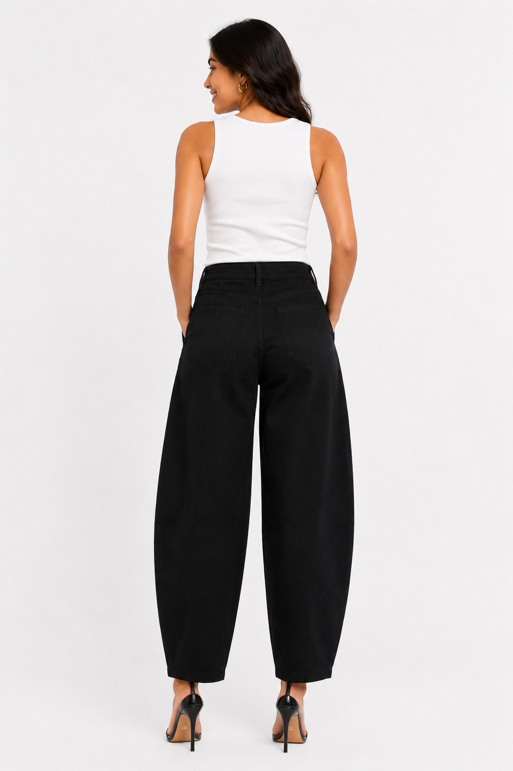 Noir Barrel Jean